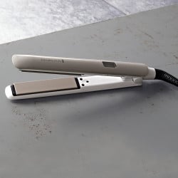 Преса за коса Remington S8901 HYDRAluxe, 230C, Керамика, Йонизираща система, LCD екран, Бял/сребрист