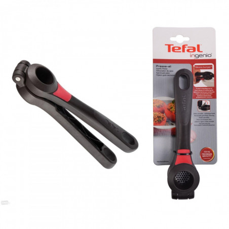 Преса за чесън Tefal K2072614, 19.7 см, Лесно освобождаване, Подвижна решетка, Черен/червен