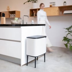 Кош за смет Brabantia Bo Touch 1005550, 3х11 л, Плавно и безшумно отваряне, Голям отвор, Бежов