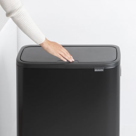 Кош за смет Brabantia Bo Touch Hi 1001260, 60 л, Повдигнат, Плавно и безшумно отваряне, Черен мат