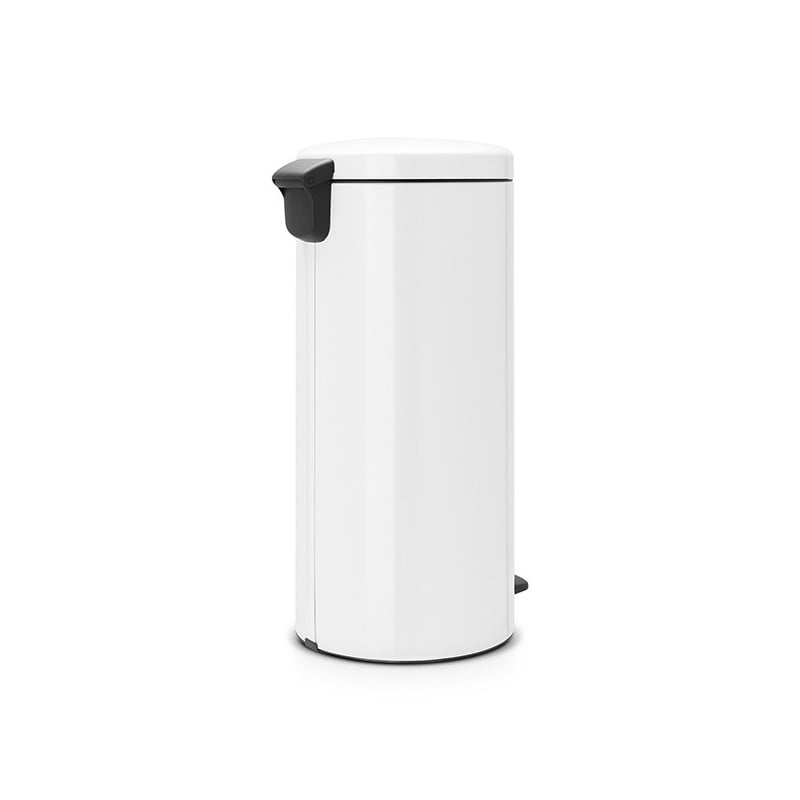 Кош за боклук с педал Brabantia NewIcon 649063, 30 л, Леко затваряне, Противоплъзгаща основа, Метална вътрешна кофа, Бял