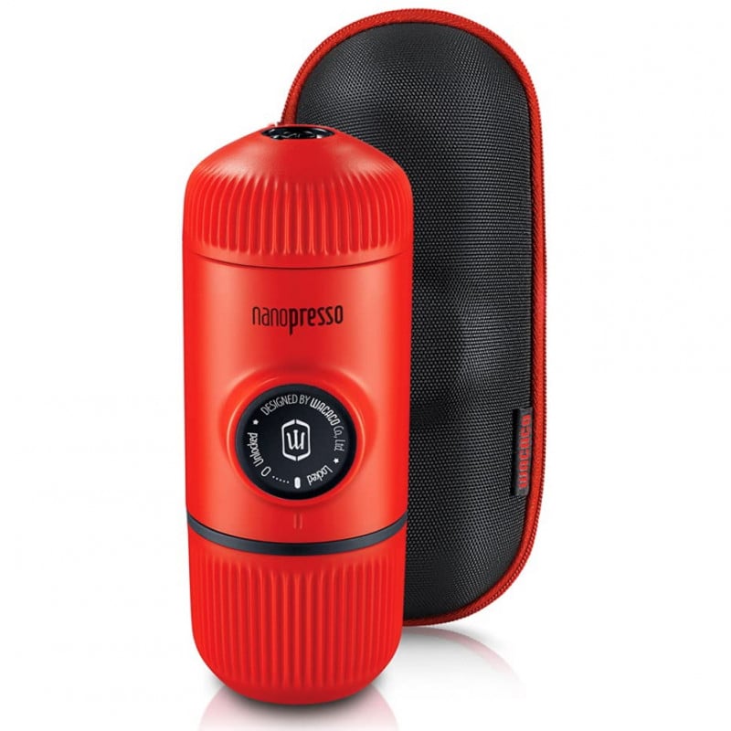 Преносима еспресо машина Wacaco Nanopresso Lava Red, 18bar, 80 мл, За мляно кафе, Без необходимост от зареждане и батерии, Калъфче, Червен