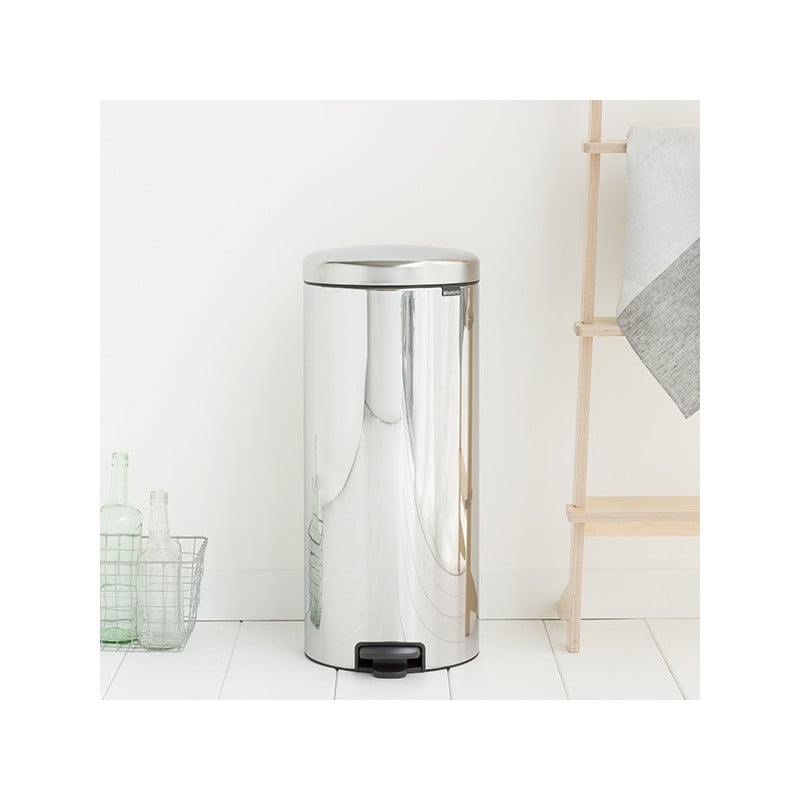 Кош за боклук с педал Brabantia NewIcon 649055, 30 л, Леко затваряне, Противоплъзгаща основа, Инокс