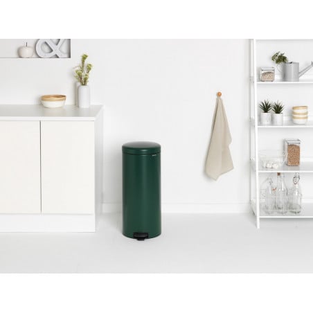 Кош за боклук с педал Brabantia NewIcon 1003210, 30 л, Леко затваряне, Противоплъзгаща основа, Тъмнозелен