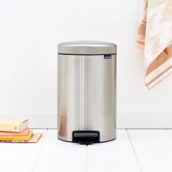 Кош за боклук с педал Brabantia NewIcon 649031, 12 л, Плавно затваряне, Противоплъзгаща основа, Устойчив на пръстови отпечатъци, Инокс/Мат